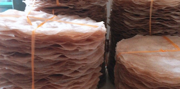 Bánh tráng gạo lứt tại Quảng Nam